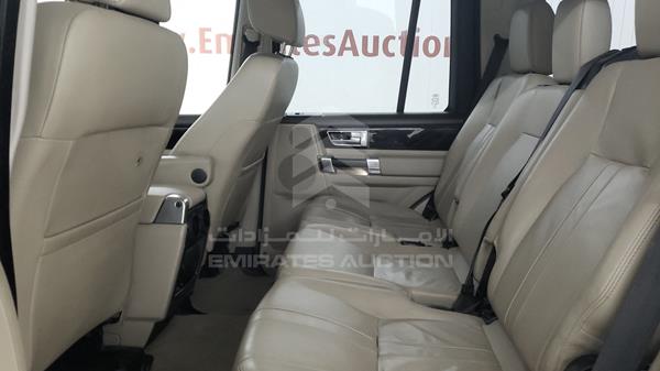 Land Rover LR4 2013 SALLAAAD4DA699072 Image 16