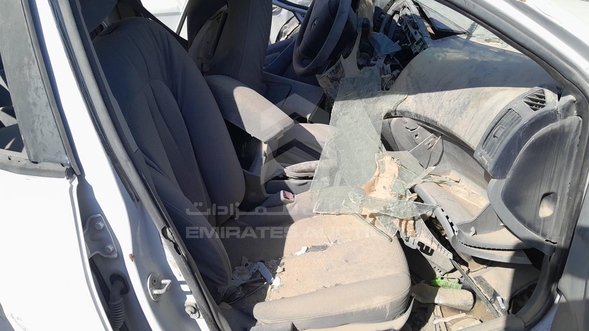 2008 HYUNDAI ELANTRA VIN: KMHDT41D98U350969