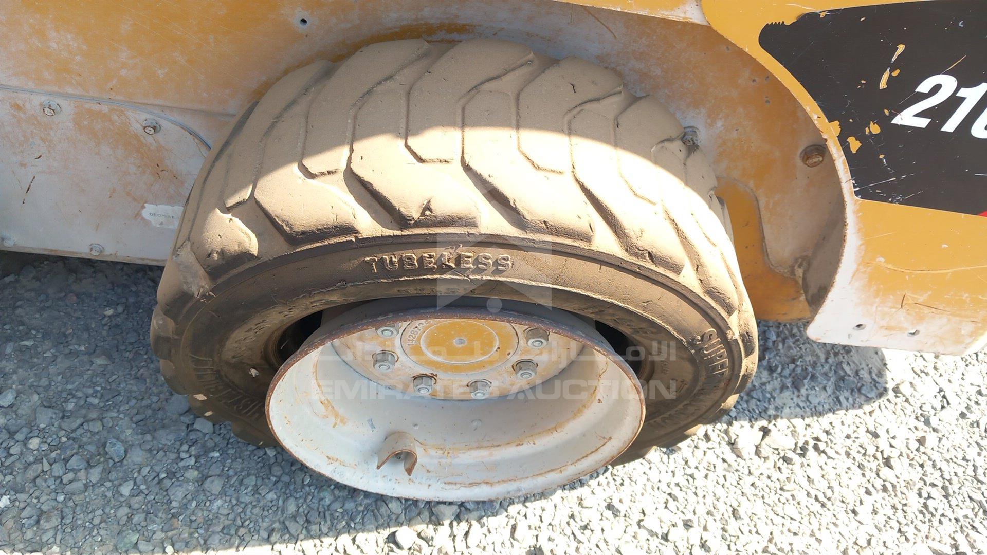 2019 CATERPILLAR 216B3 VIN: CAT0216BVPWK03233
