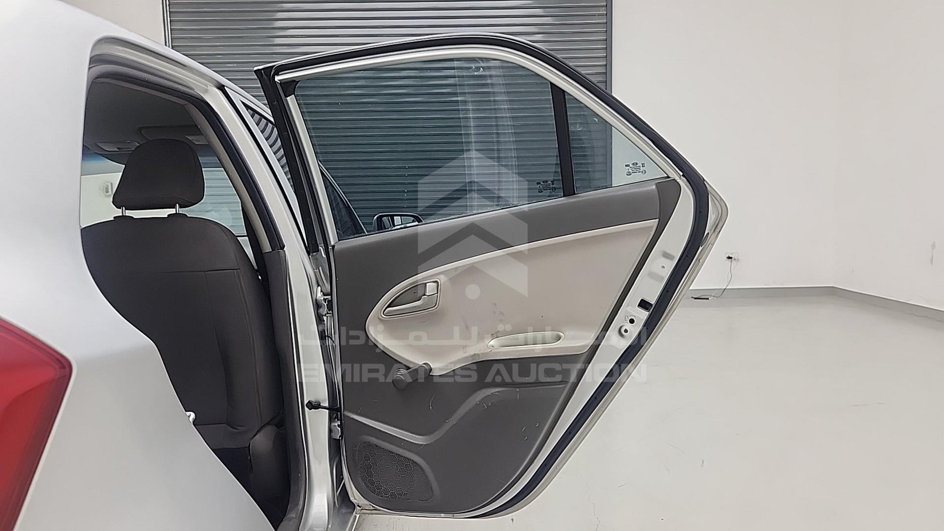 2017 KIA PICANTO VIN: KNABE5129HT356106
