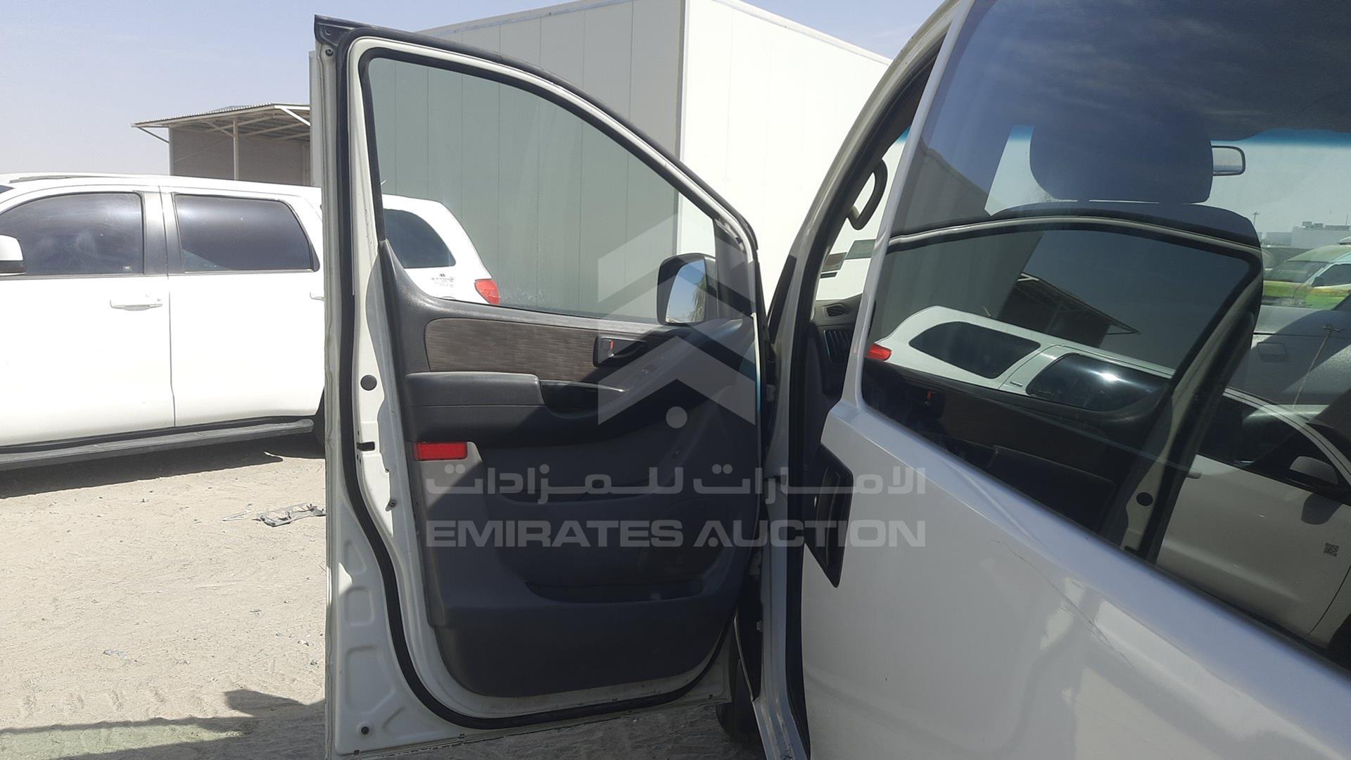 2012 HYUNDAI H1 VIN: KMJWA37R6CU402156