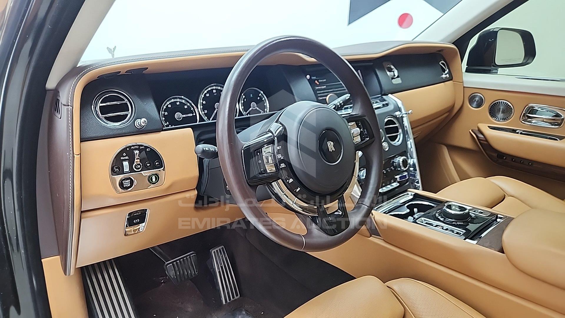 2019 ROLLS-ROYCE CULLINAN VIN: SLA689X58KU113934