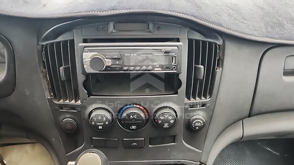 KMJWA37R1CU374704 - 2012 HYUNDAI H1 - #526410