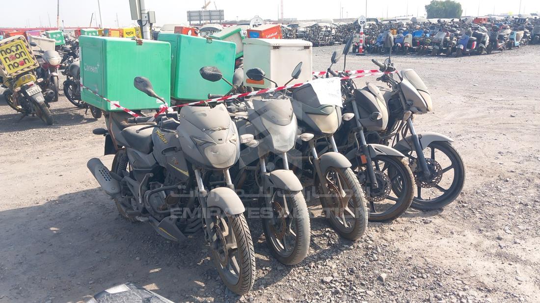 5 Motorbikes — Front Right Angle — Photo 11