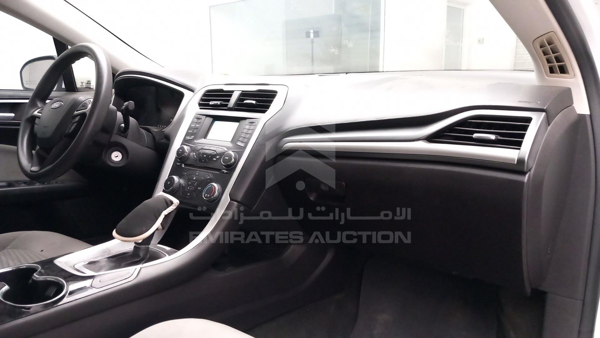 2016 FORD FUSION VIN: 3FA6P0G72GR209085