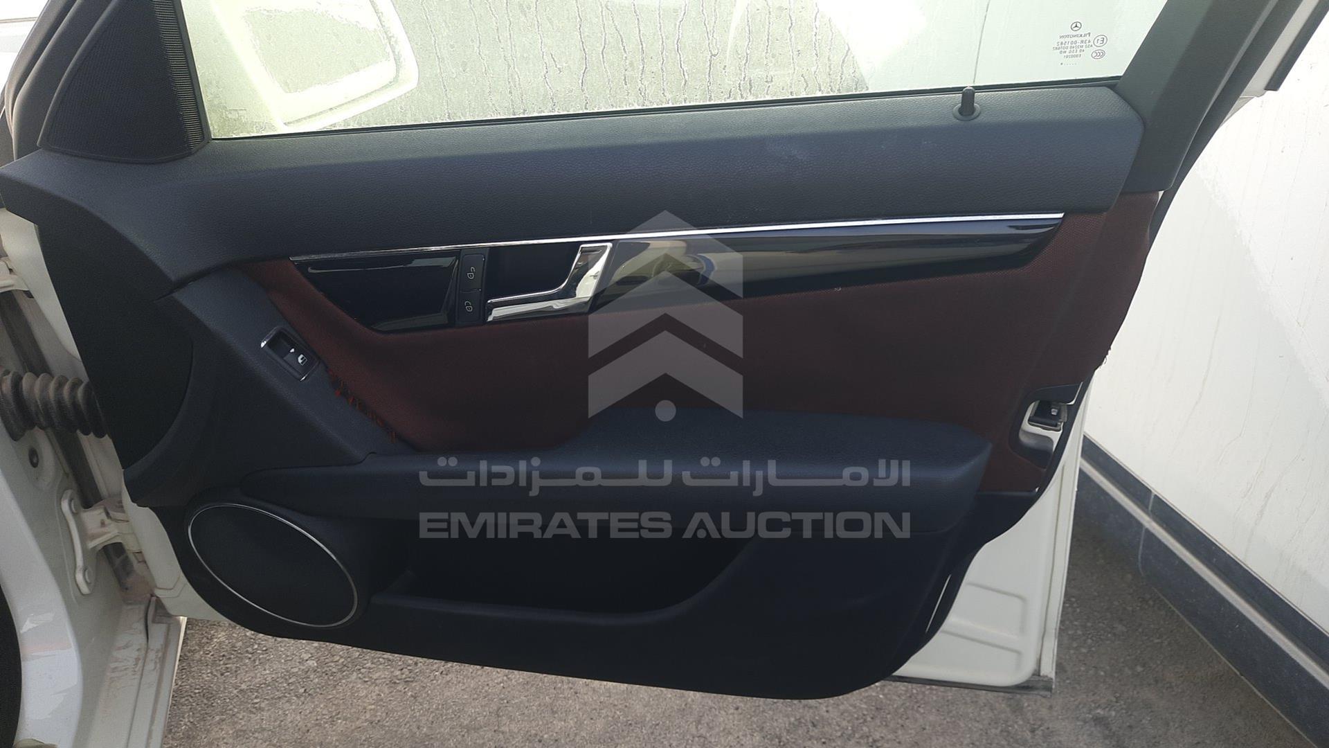 2010 MERCEDES C 180 VIN: WDDGF4KB0AA392501