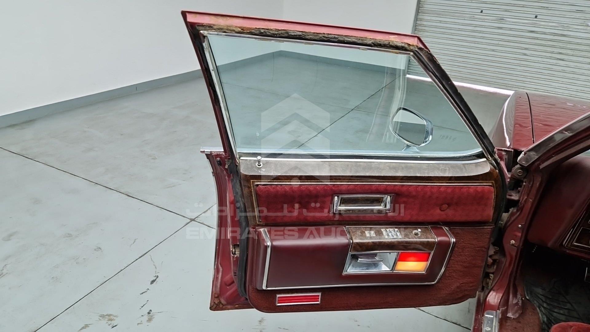 1981 OLDSMOBILE 98 VIN: 1G3AX69Y9BM287152