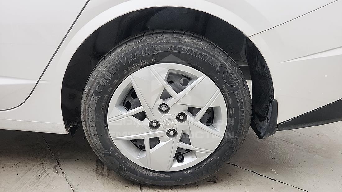 2025 Hyundai Accent — Rear Left Tyre — Photo 35