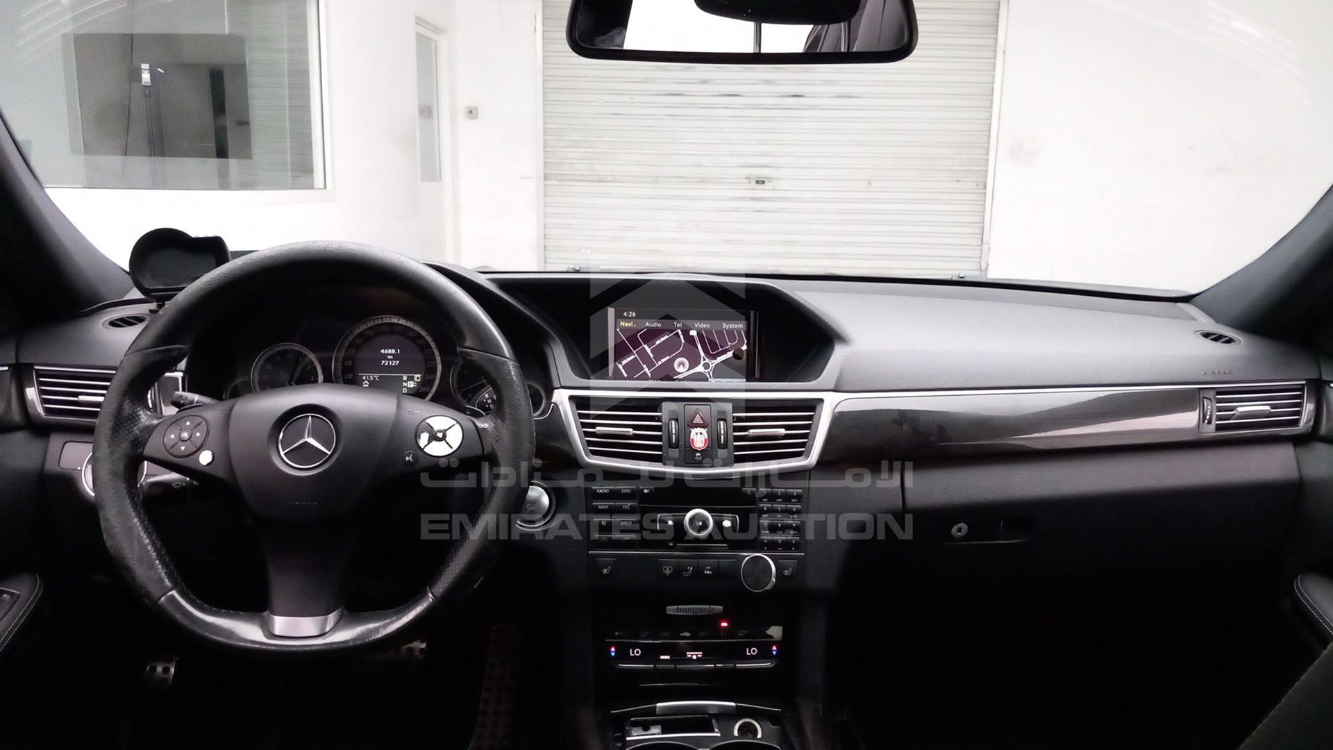 2009 MERCEDES E 550 VIN: WDD2120721A007365