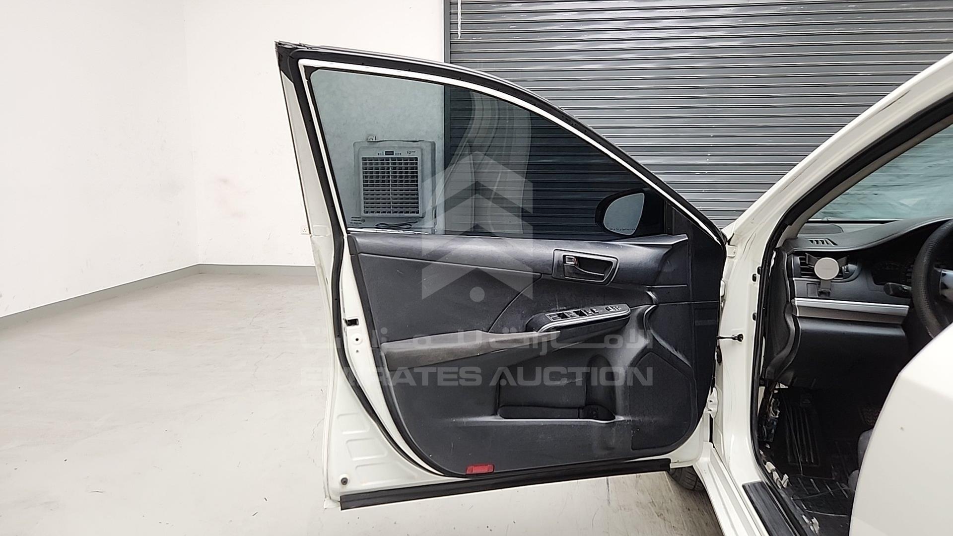2015 TOYOTA CAMRY VIN: 6T1BF9FK2FX568934