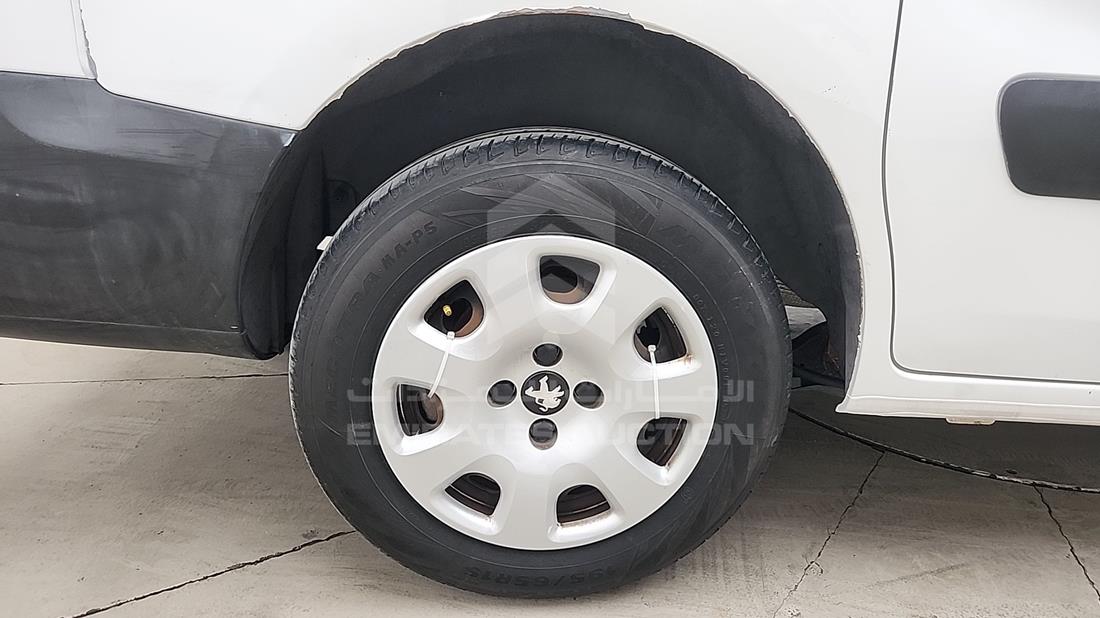 2019 Peugeot Partner — Rear Right Tyre — Photo 31