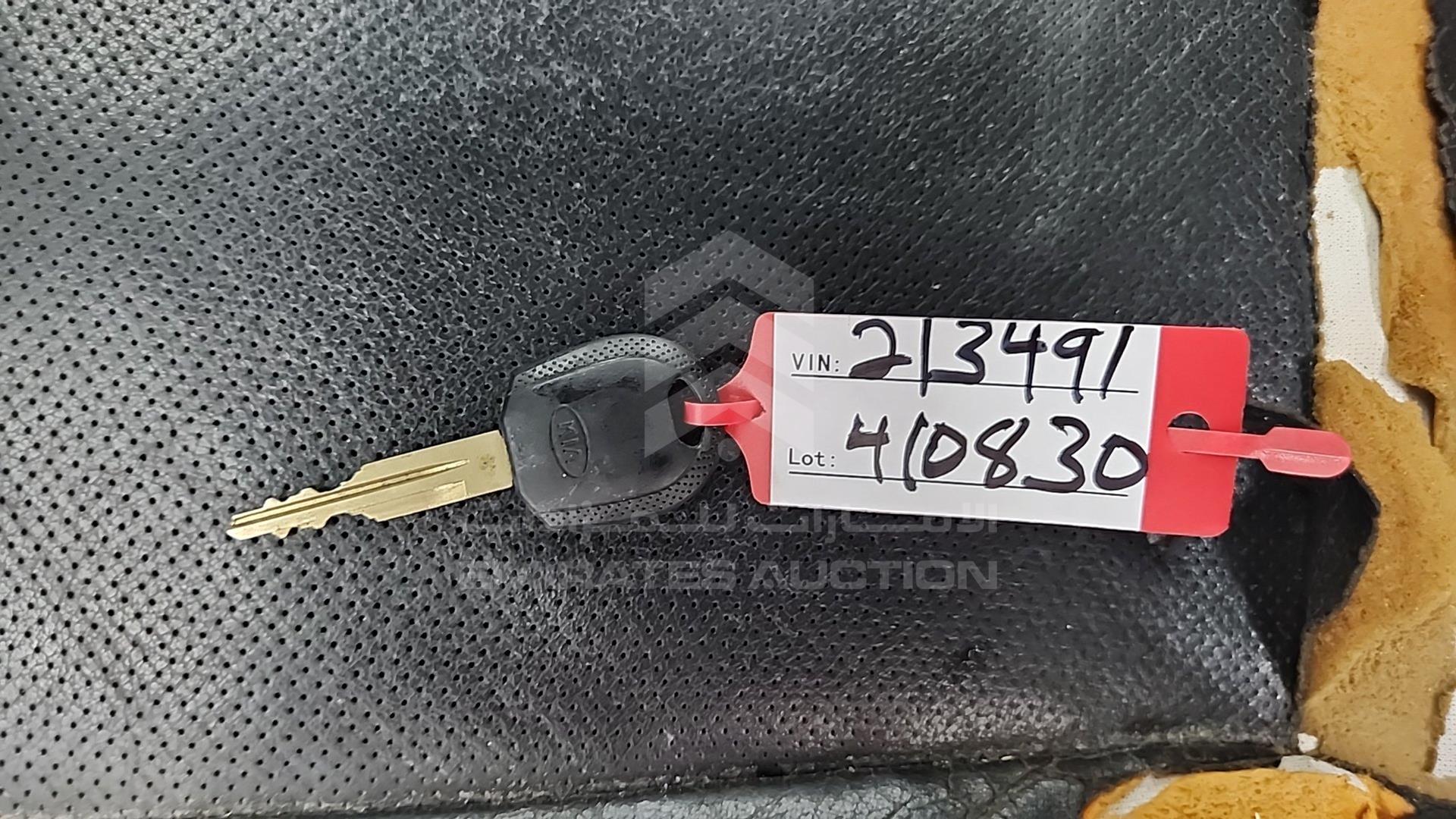 2006 KIA SPORTAGE VIN: KNAJE553867213491