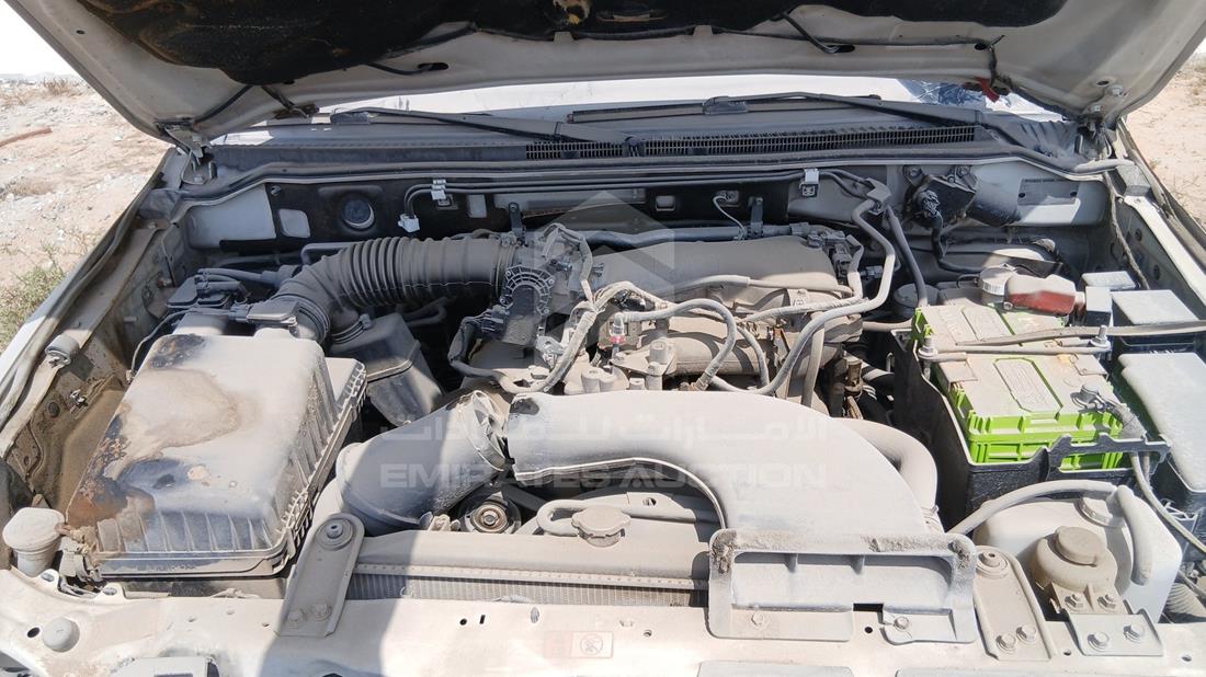 2017 Mitsubishi Pajero — Engine Bay — Photo 25