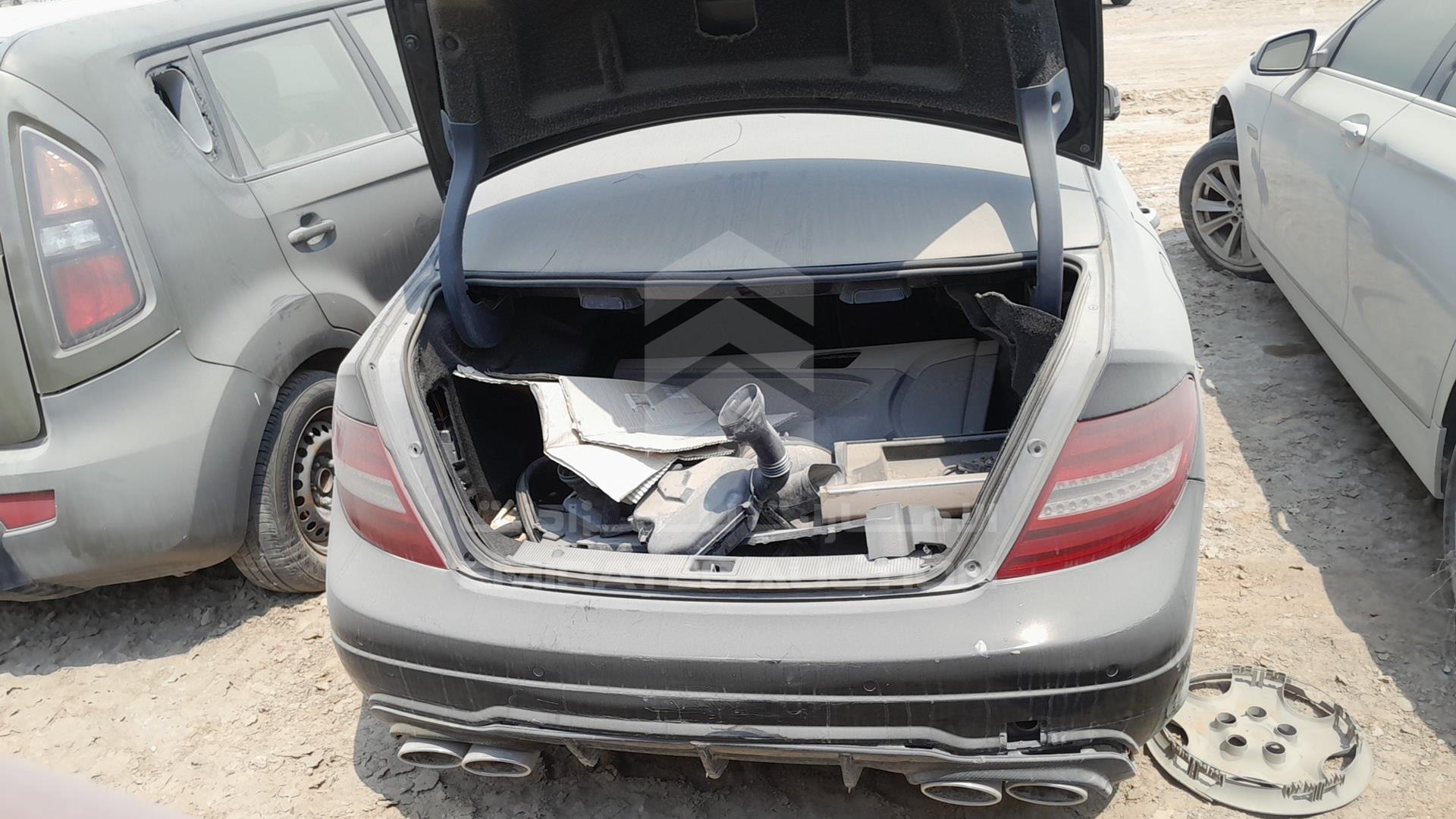 0 MERCEDES --- VIN: WDDGF77X49F294107