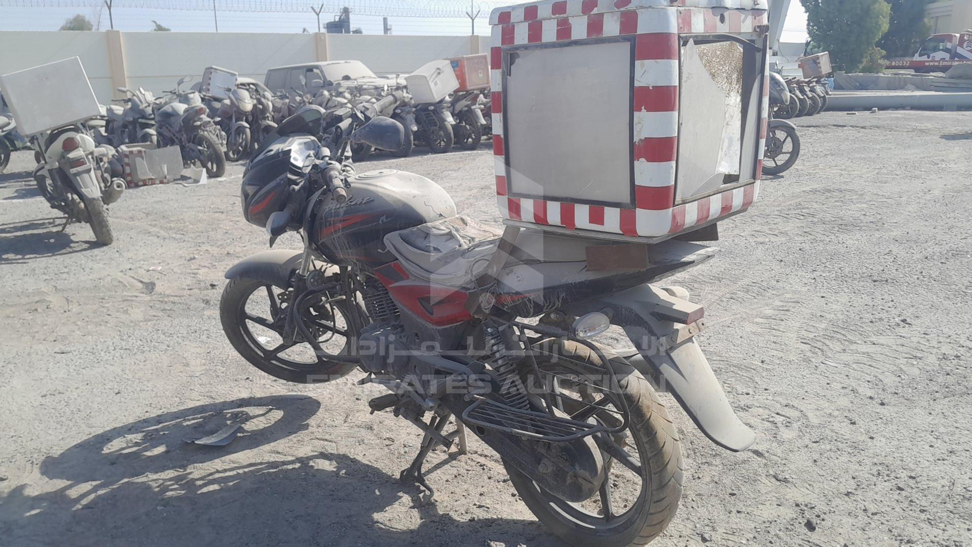 2018 BAJAJ 150 CC VIN: MD2A11CY8JWE44361