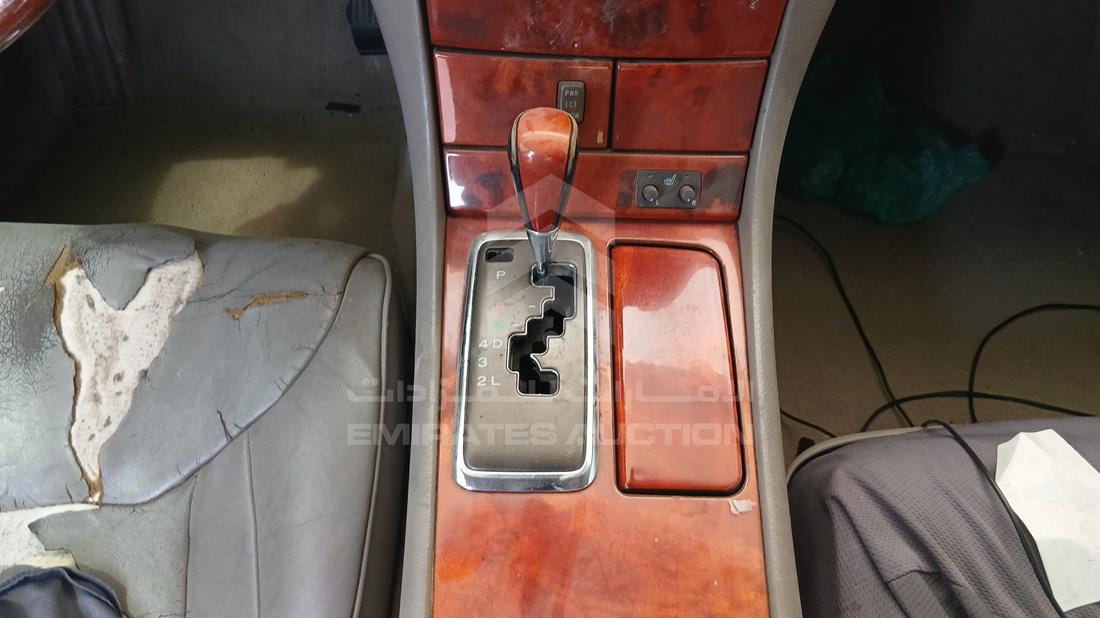 2002 Lexus LS 430 - Scrap without document — Gear View — Photo 16