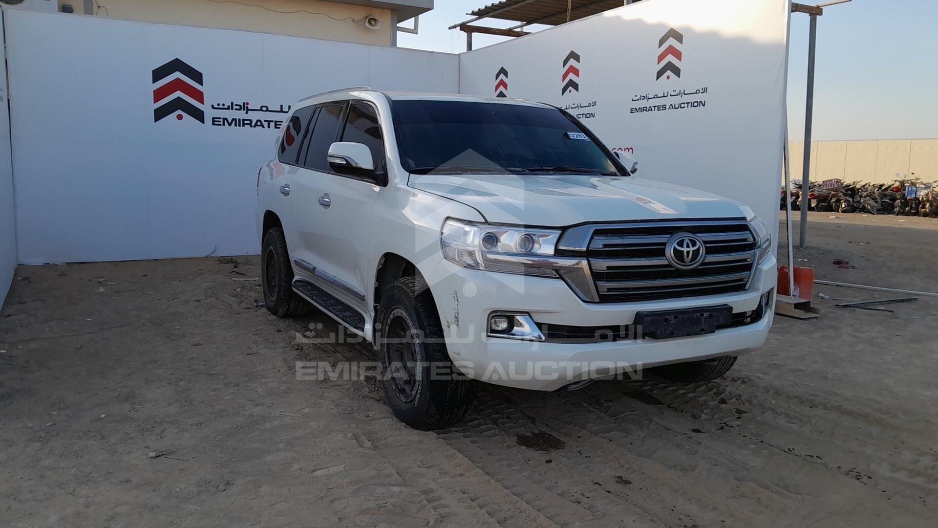 2010 TOYOTA LAND CRUISER VIN: JTMHT09J8A5066676