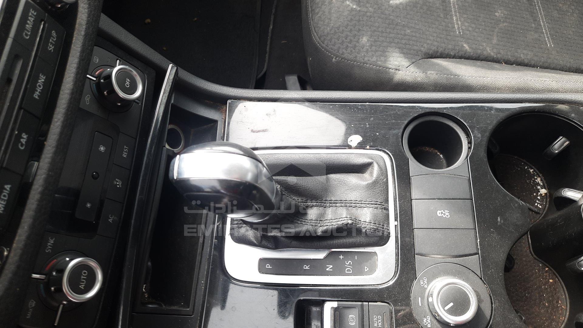 2013 VOLKSWAGEN TOUAREG VIN: WVGBC2BP3DD000252