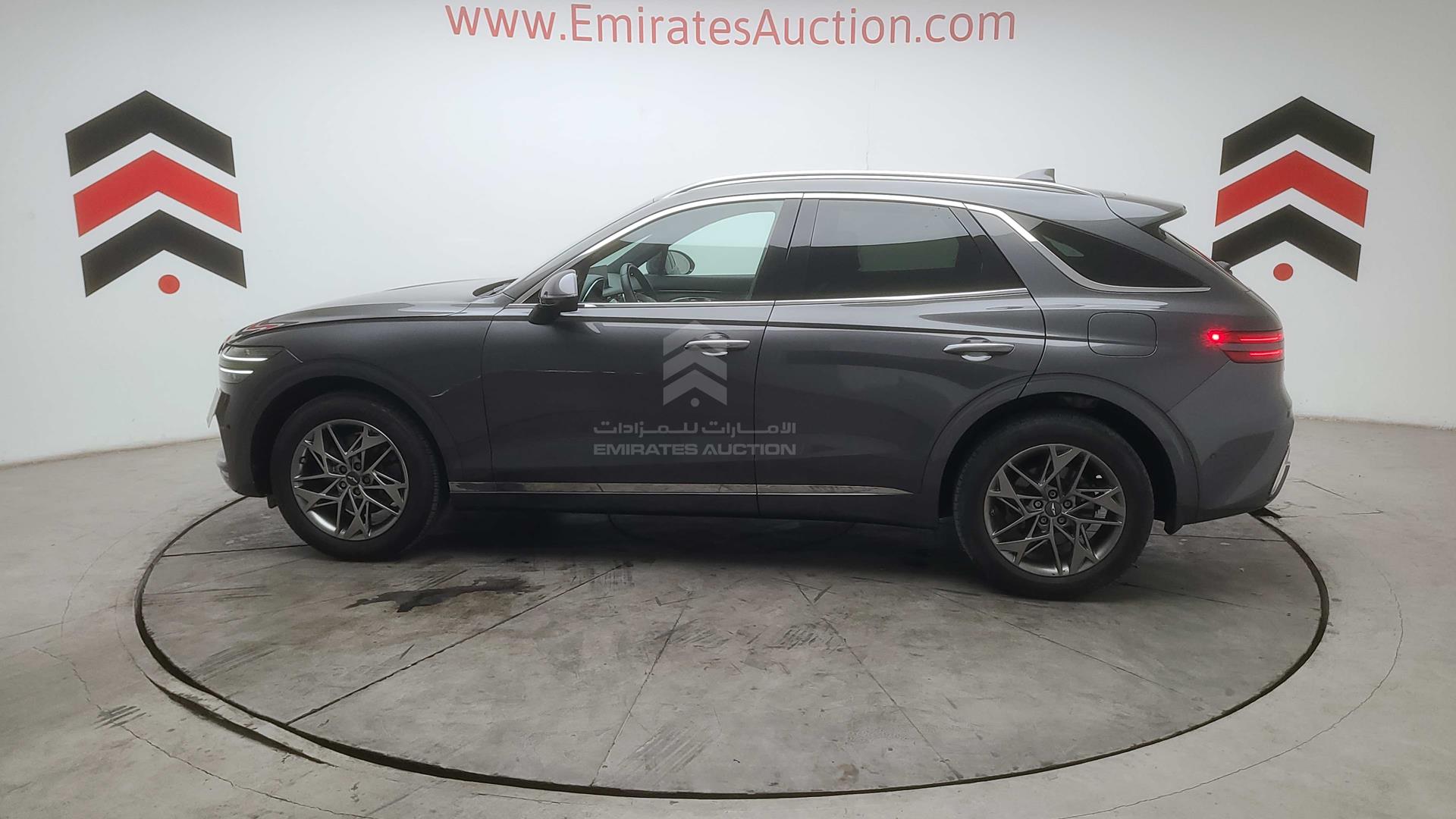 2022 GENESIS GV70 VIN: KMUMADTB6NU070828