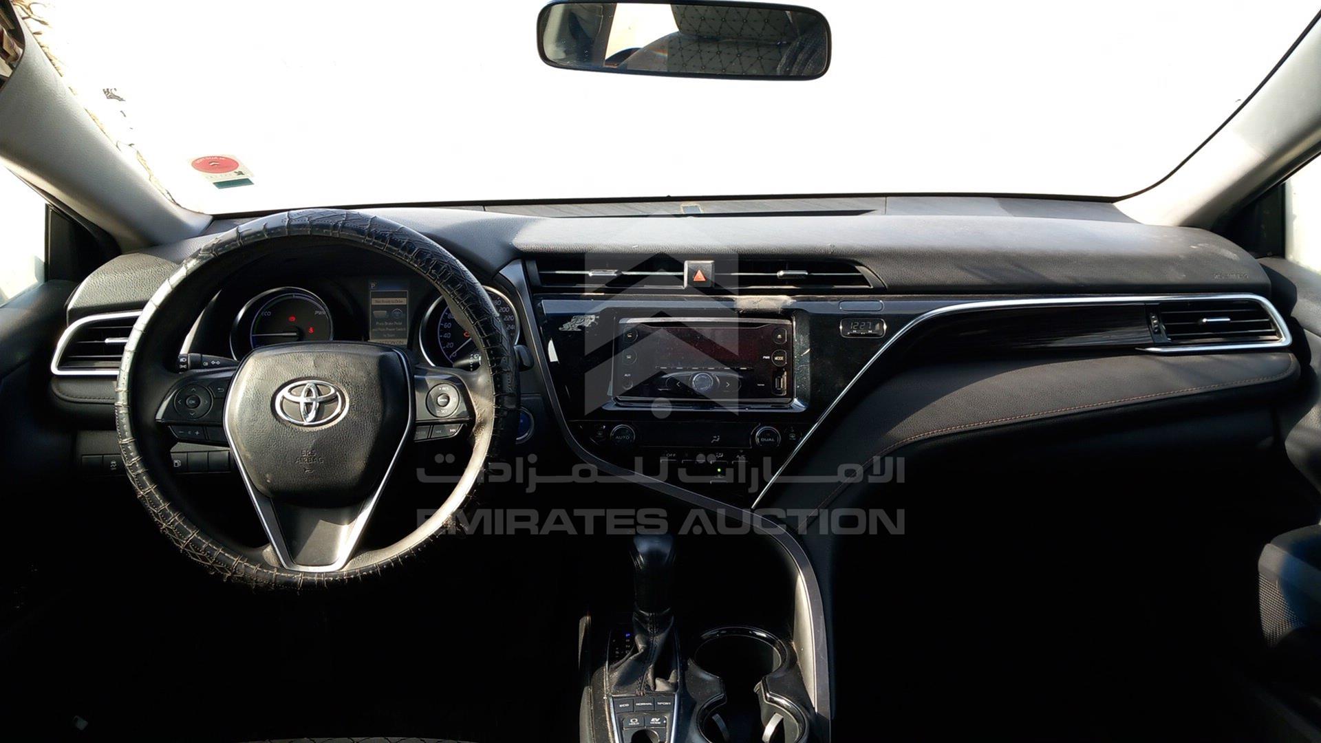 2018 TOYOTA CAMRY VIN: JTNB29HK8J3012843