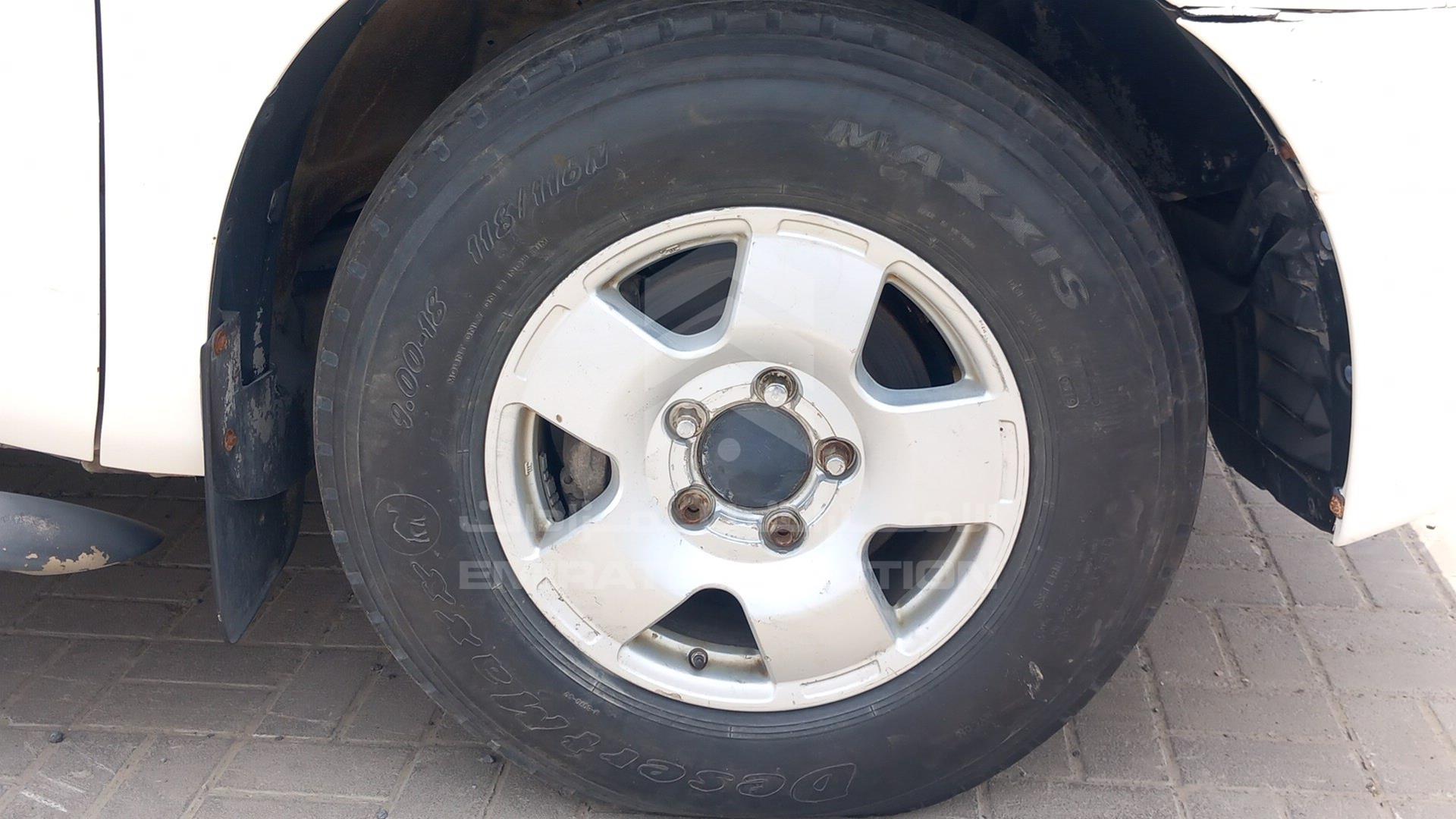 2013 TOYOTA TUNDRA VIN: 5TFDY5F19DX284992