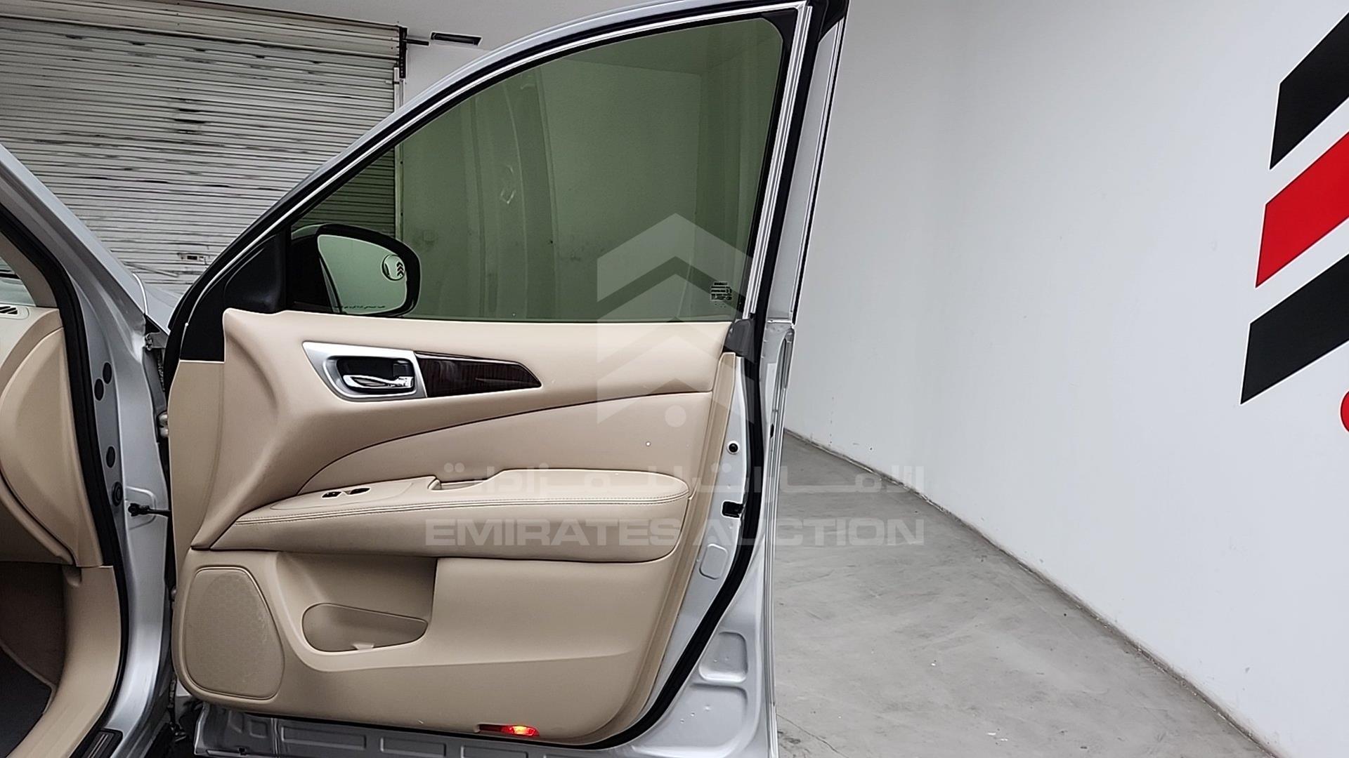 2014 NISSAN PATHFINDER VIN: 5N1AR2M74EC708170