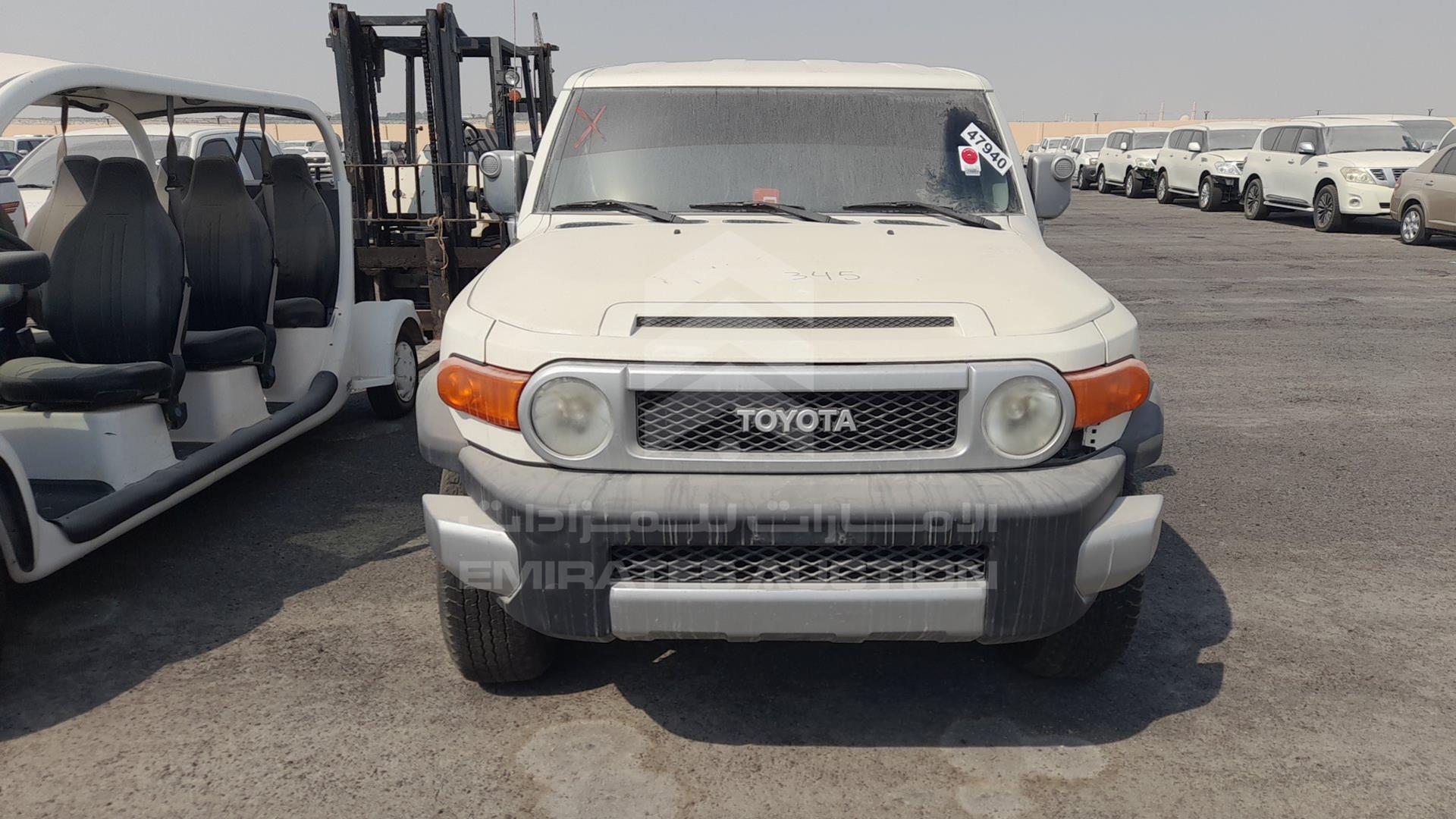 2014 TOYOTA FJ CRUISER VIN: JTEBU11F3EK195394