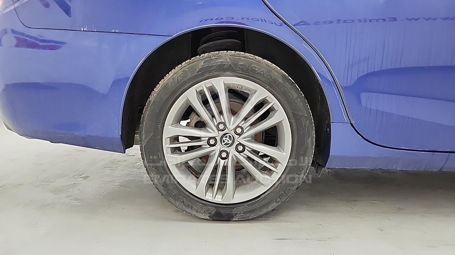 2015 TOYOTA CAMRY VIN: 4T1BF1FKXFU911018