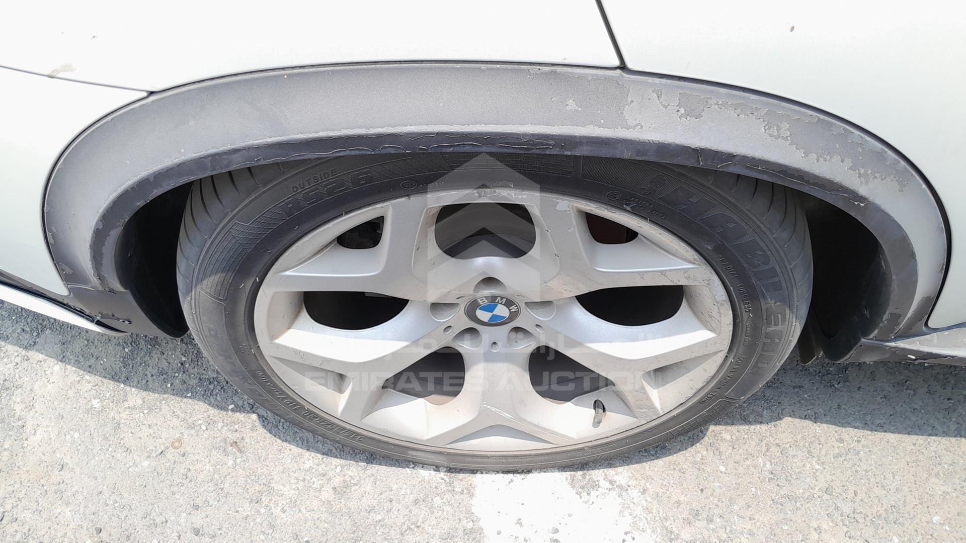 2008 BMW X5 VIN: WBAFE81018L092493