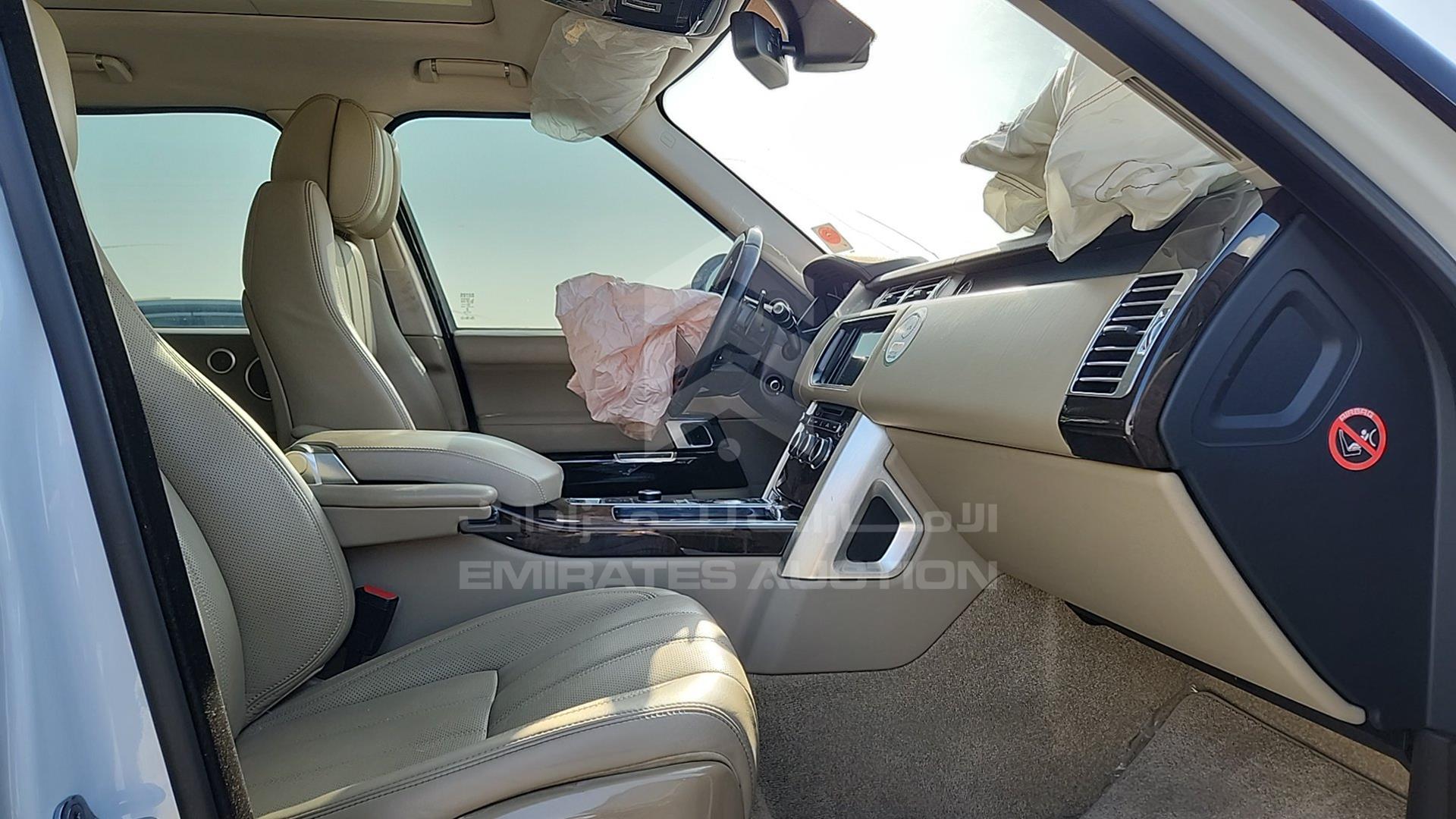 2015 RANGE ROVER VOGUE VIN: SALGA2EF8FA203086