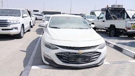 2019 Chevrolet Malibu — Full Front View — Photo 1 — Thumbnail