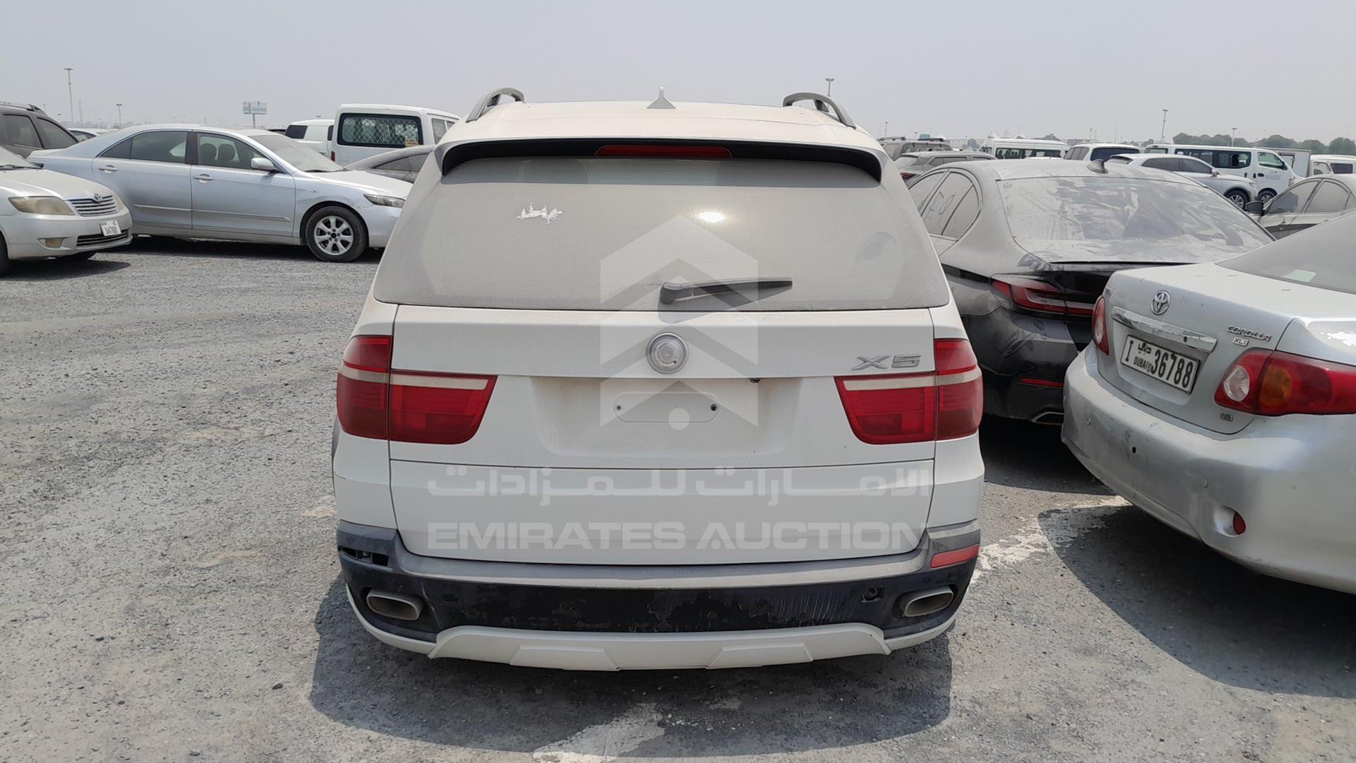 2008 BMW X5 VIN: WBAFE81018L092493