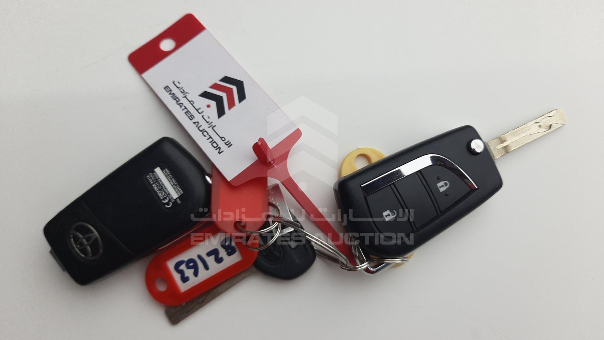 2019 TOYOTA HILUX VIN: MR0JX9CD1K4085172