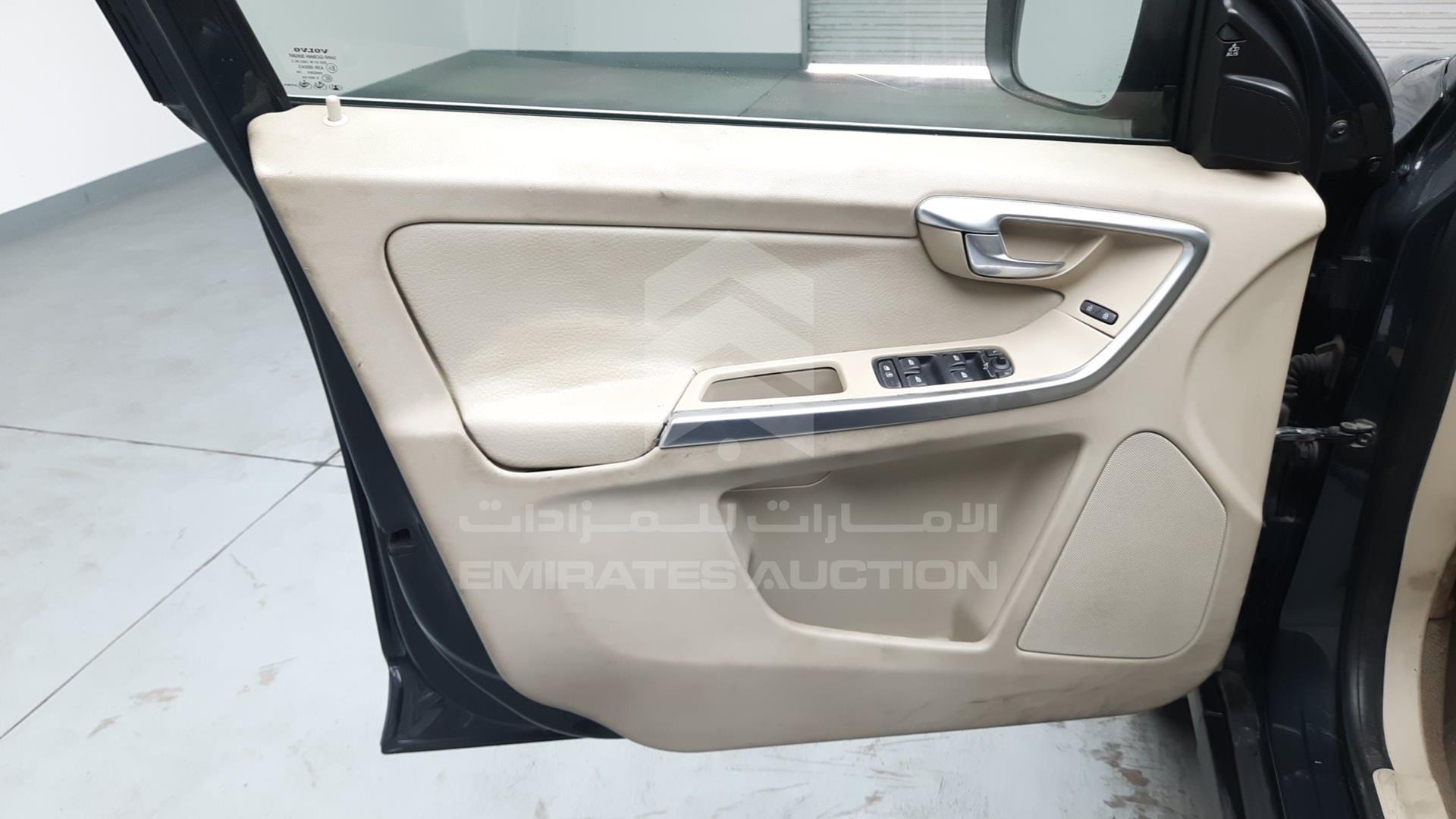 2010 VOLVO XC 60 VIN: YV1DZ9952A2096904
