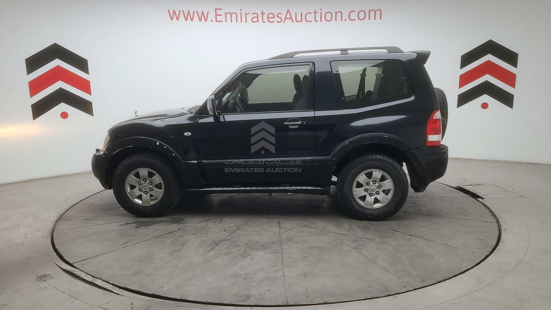 2007 MITSUBISHI PAJERO VIN: JMYMRV63W7J706149
