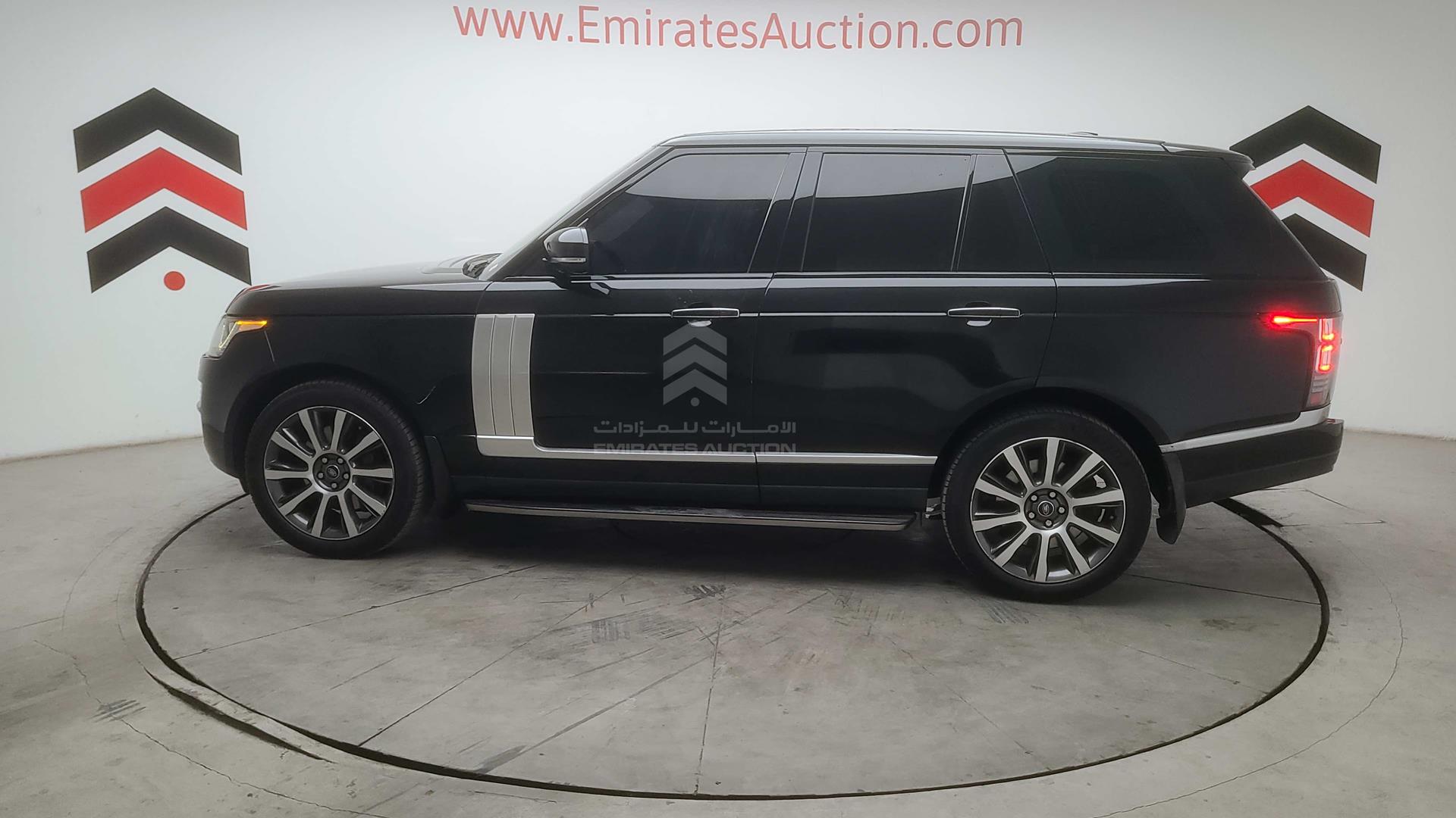 2015 RANGE ROVER VOGUE VIN: SALGA2EF5FA218872