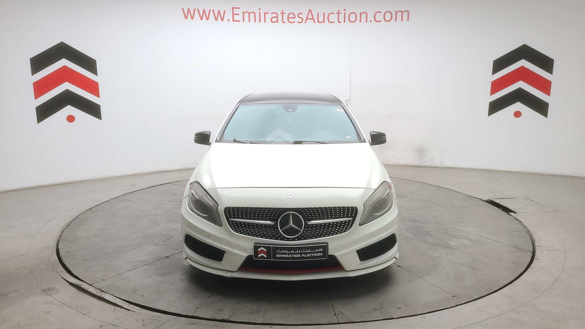 2013 MERCEDES A 250 VIN: WDDBF4EB9DJ070692