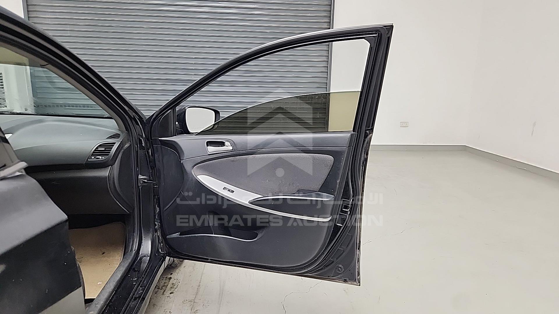 2014 HYUNDAI ACCENT VIN: KMHCT41C9EU488364