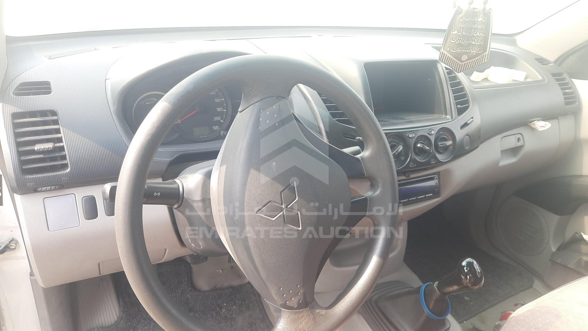 2013 MITSUBISHI L 200 VIN: MMBJNKA50DD029503
