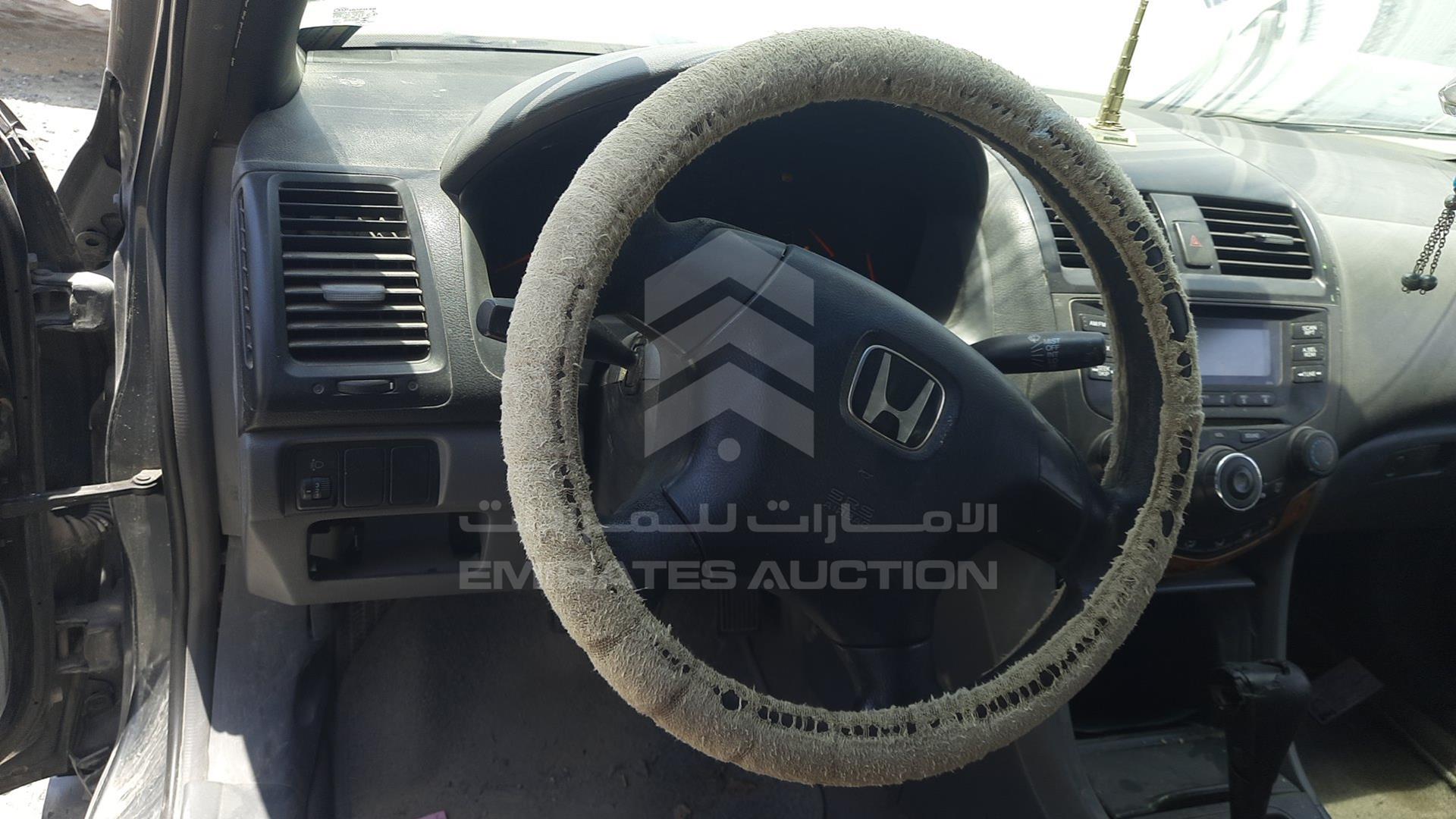 2003 HONDA ACCORD VIN: JHMCM56563C404195