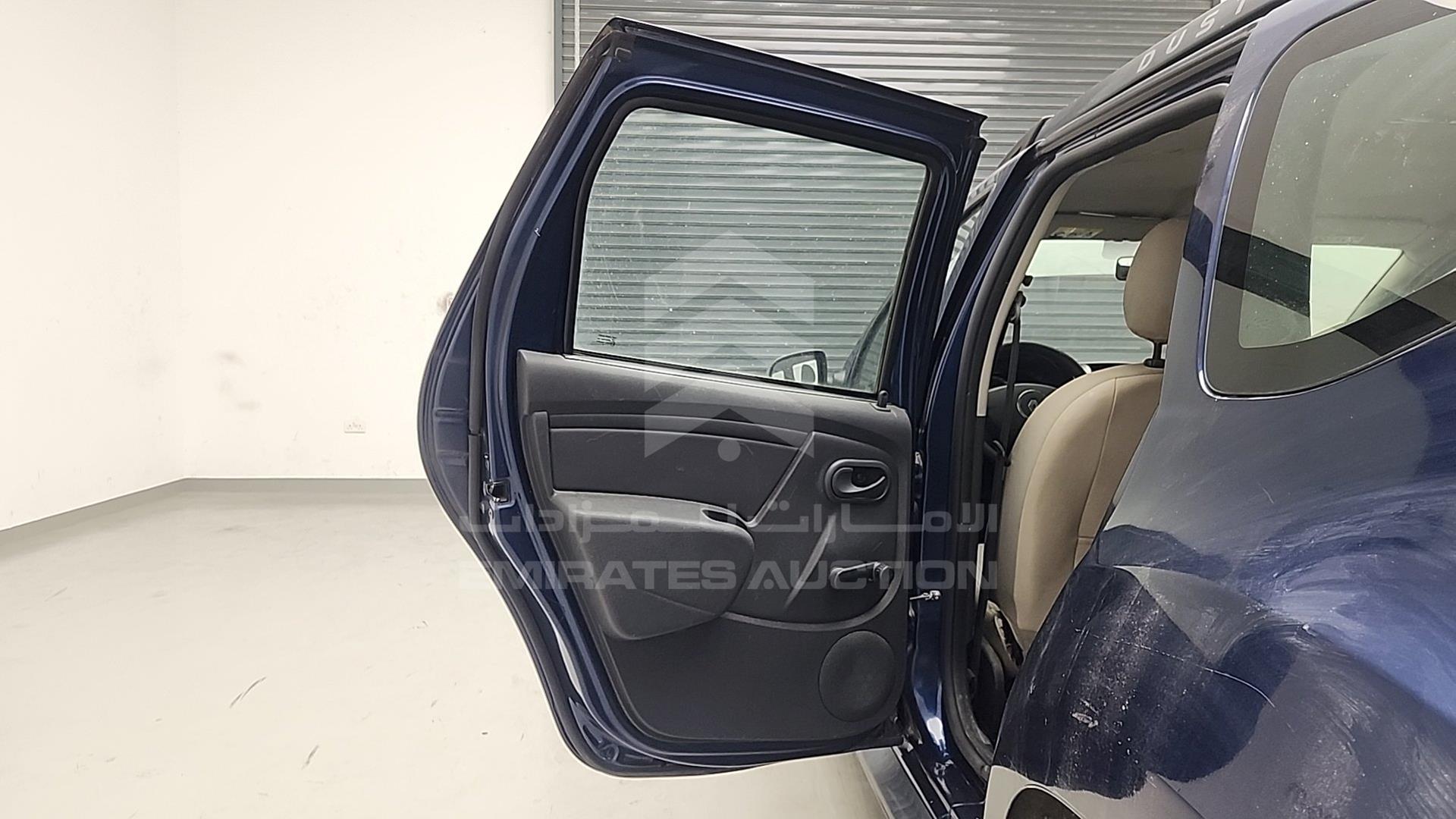 2017 RENAULT DUSTER VIN: VF1HSRCH8HA528635