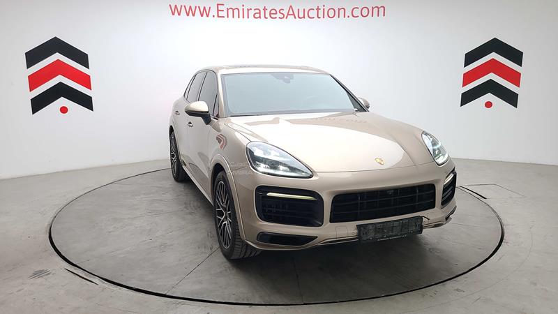 WP1AB2AY8KDA60374 2019 Porsche Cayenne S photo 2