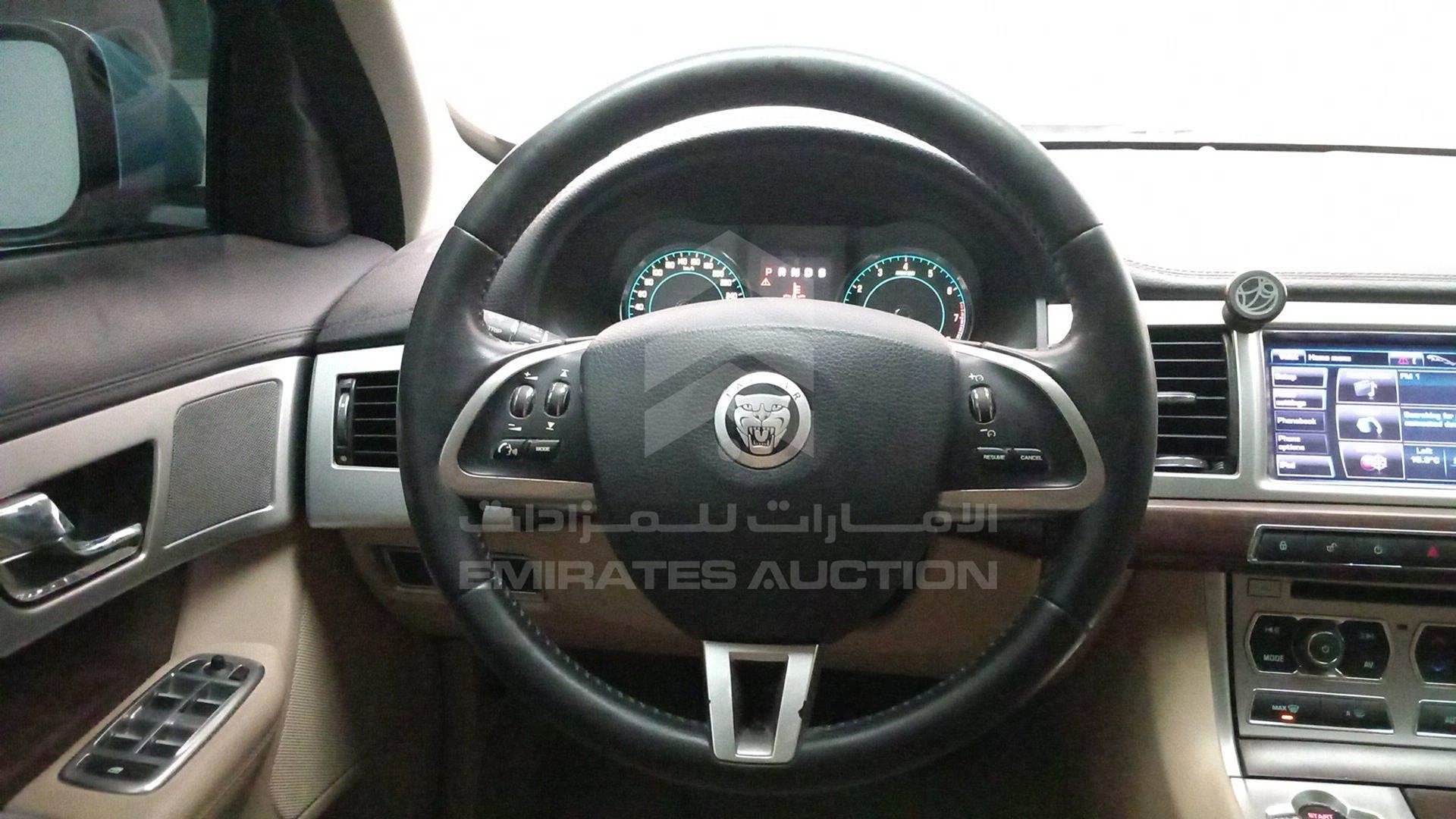 2013 JAGUAR XF VIN: SAJAA05A3D8S74353