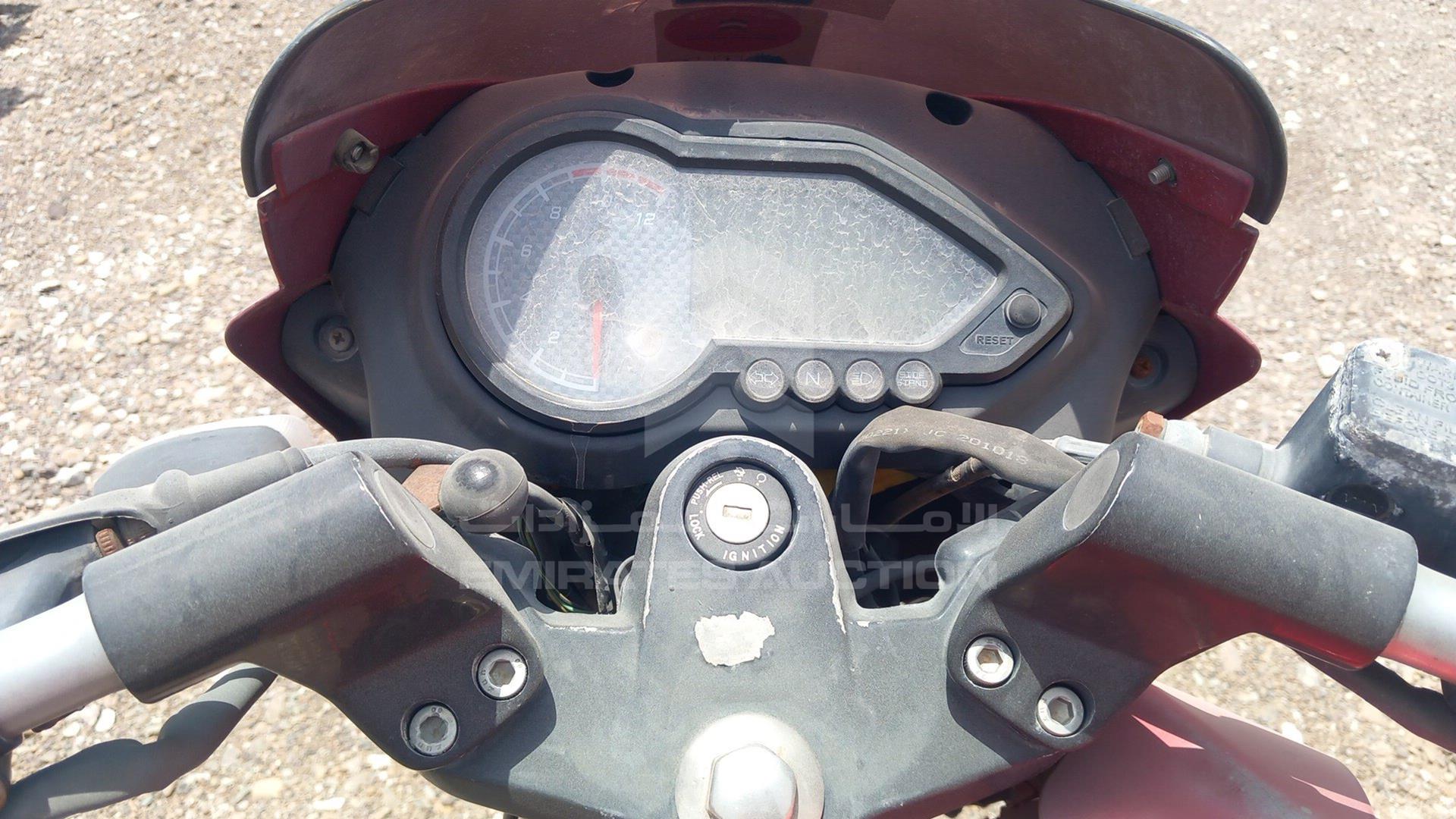 2012 BAJAJ 220 CC VIN: MD2DHDKZZVCA93501