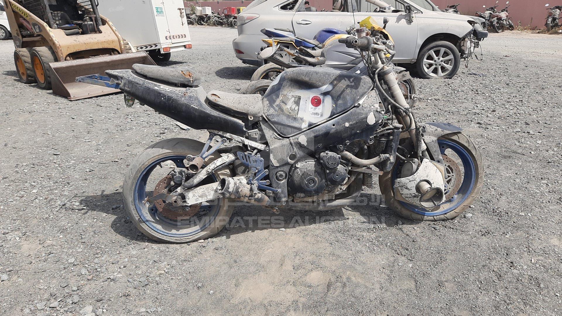 2001 SUZUKI GSXR 1000 VIN: JS1GT74A912104908