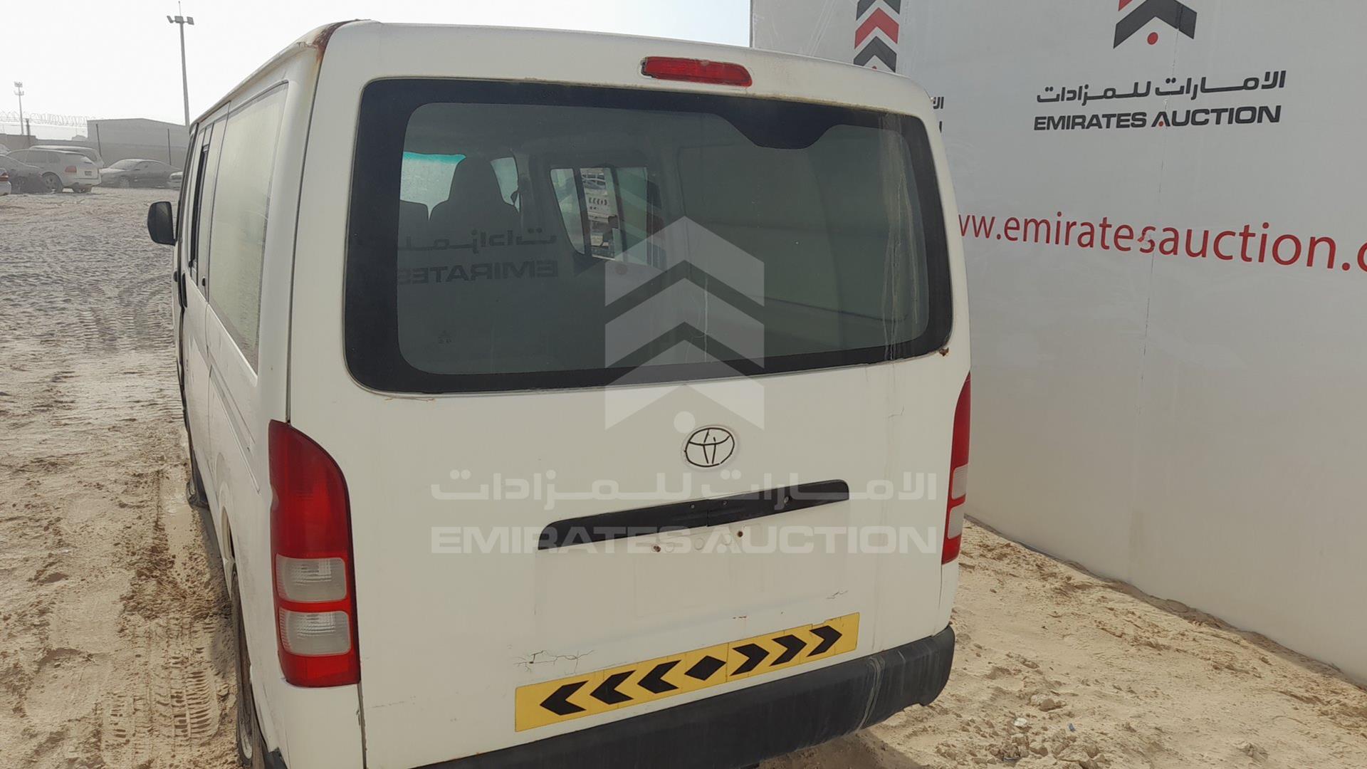 2006 TOYOTA HIACE VIN: JTFHX02P165000438