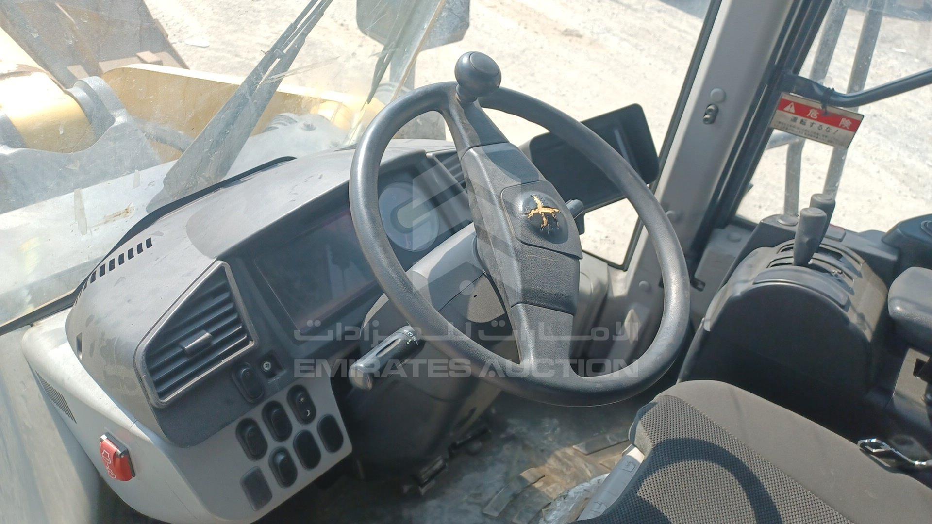 2015 KOMATSU WA500 VIN: KMTWA119P29010405
