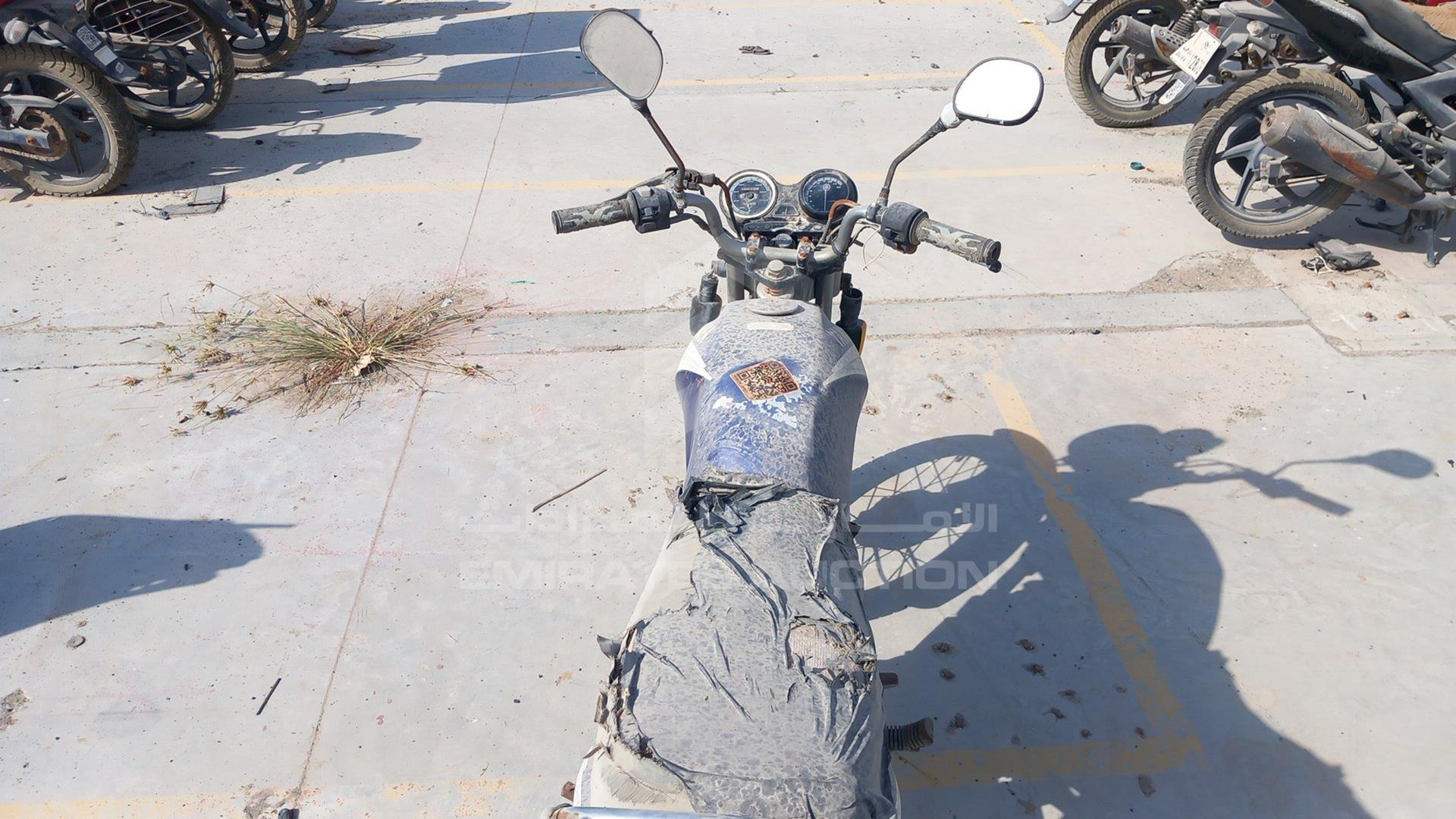 0 YAMAHA MOTORBIKE VIN: LBPKE095050020608