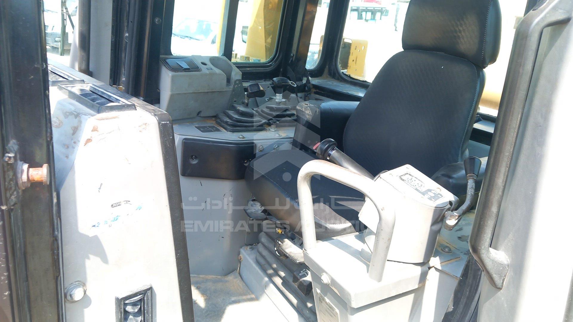 2014 CATERPILLAR D8R VIN: CAT00D8RE9EM08826