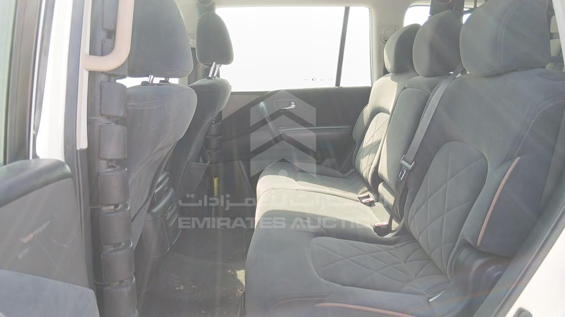 نيسان باترول 2019 — زاوية الراكب الخلفي اليسرى — صورة 21